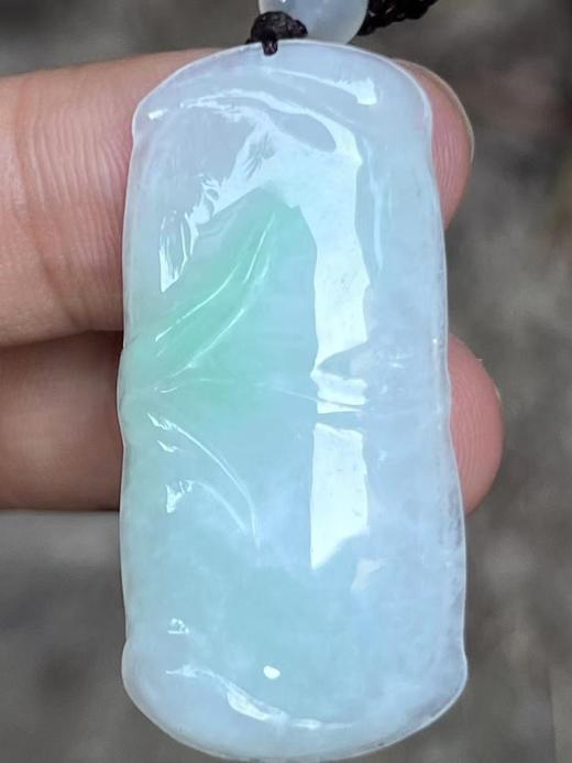 【云意轩翡翠】编号：9426 白底青翡翠竹节  天然翡翠 附证书 商品图1