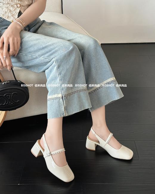 新品时装女式中空鞋798B52530（W） 商品图4