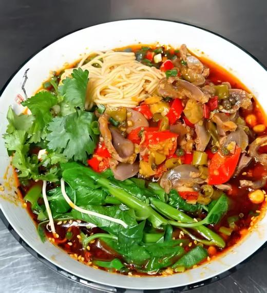 香辣鸡杂粉 商品图0