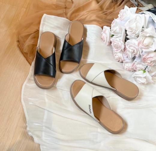 💕意尔康同款橡胶底无声拖鞋！🔥头层牛皮！专柜💰 200元+ 【一双真正做到舒适无感的鞋！】 今天团购价 59元🉐 ❗️ 🔺 专业卖鞋13年不好穿绝不推荐!☺️今天超低价捡漏!  商品图0