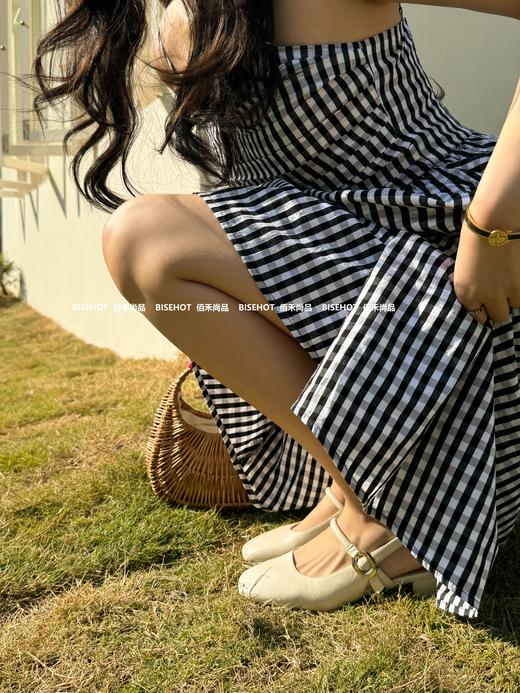 新品时尚中空鞋962B52533（W） 商品图0