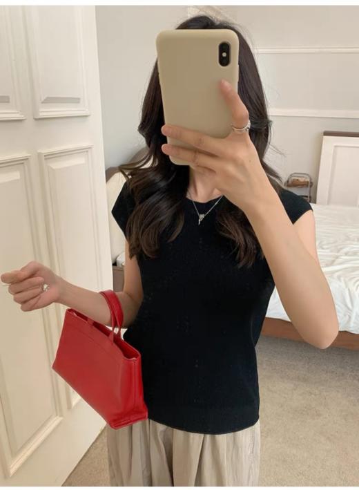 🔥夏日短袖天花板!夏季短T 冰感体验✨ 【夏日短袖天花板】韩系冰丝短袖 ✅NO.1逆天柔软触感让每个细胞都自在呼吸! X官售¥148 开团 🍎 49.9 包邮  商品图5