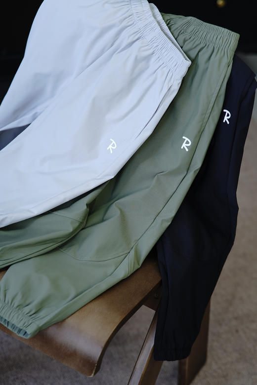 🌟【品牌直发】RUNRUNGO夏季夏季速干休闲套装🌈runrungo瞬吸🧽【宣纸裤】·10min⏰️速干·抗菌，滴水速吸，10分钟自然速干， 面料自带透气小孔 商品图3