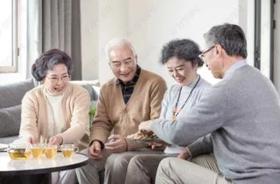 脚臭、瘙痒、脱皮？一人得脚气=全家得脚气，用它抹一抹，10多年的老汗脚有救了！ 