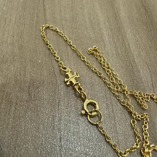 2025 绝对的大爆款 外贸原单 TB/托尼博奇项链
38cm长 铜镀金➕松石材质 
珠海代工厂出货，两个颜色：黑色 白色 商品图9