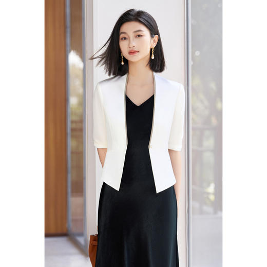 纯色醋酸短外套 米思阳2025夏季新款气质通勤链条拼接修身显瘦西装外套女1647 商品图3