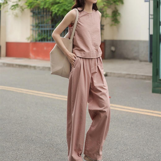 显白第一名 苎麻子玫红衬衣| 香云纱V领裙|T恤+阔腿裤+马甲 商品图3