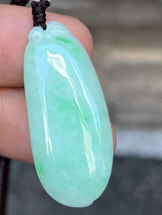 【云意轩翡翠】编号：6630 糯冰绿底翡翠福瓜  天然翡翠 附证书 商品图1