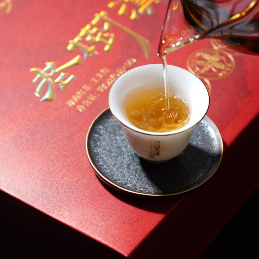 龙园几棵树老树滇红勐海红茶功夫红茶180克/盒 商品图6