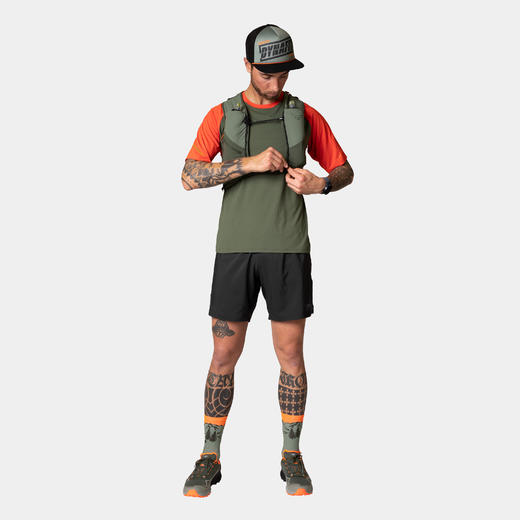 DYNAFIT 雪豹 ALPINE 8 VEST 跑步背心 8L 商品图1