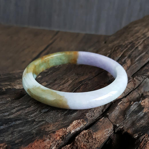 【天然正品】天然细腻无裂纹特色福禄寿糯种58.5号翡翠手镯080425AH65 现售价：2380 商品图4