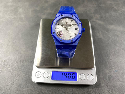 NOOB official新品爱彼15500全陶瓷款式全新到货，凭借陶瓷材质与cal.4302一体机复杂功能的结合，工艺与创新的典范，既延续了皇家橡树的经典美学，突破传统材质限制，高级制表的标杆之作❕ 商品图8