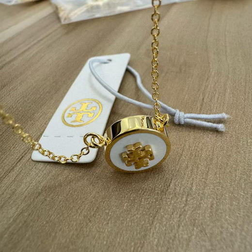 2025 绝对的大爆款 外贸原单 TB/托尼博奇项链
38cm长 铜镀金➕松石材质 
珠海代工厂出货，两个颜色：黑色 白色 商品图10