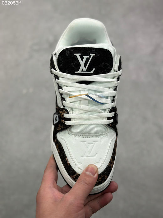 夏季特惠💰370 LV男鞋 性价比版本 路易威登 trainer 板鞋系列 商品图1