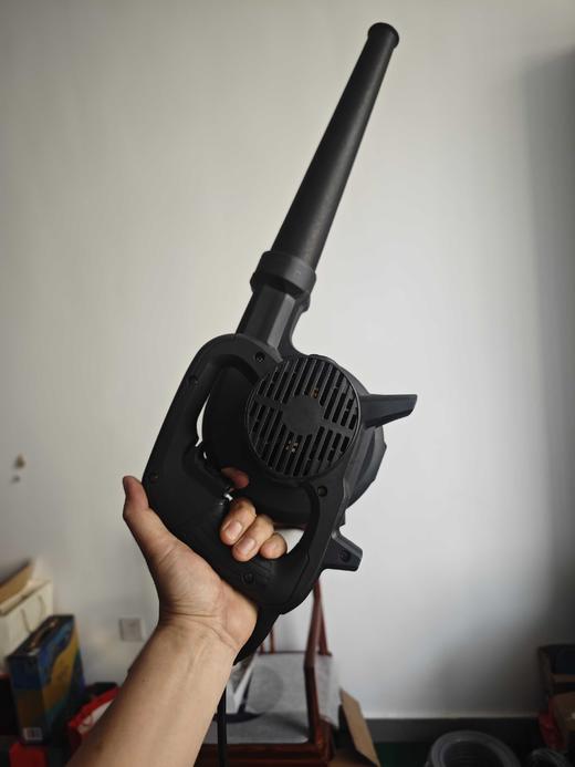 【货号04190】包邮卡玛顿吹风机中号吹风机调速吹吸风机800瓦送碳刷 商品图1