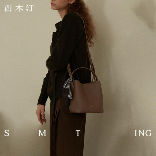 96561【柔见定制专属】西木汀 时光情怀 牛皮手提水桶包女斜挎包小众单肩女包 商品图1