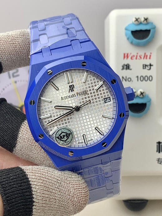 NOOB official新品爱彼15500全陶瓷款式全新到货，凭借陶瓷材质与cal.4302一体机复杂功能的结合，工艺与创新的典范，既延续了皇家橡树的经典美学，突破传统材质限制，高级制表的标杆之作❕ 商品图12