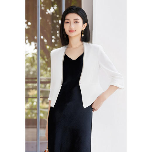 纯色醋酸短外套 米思阳2025夏季新款气质通勤链条拼接修身显瘦西装外套女1647 商品图1