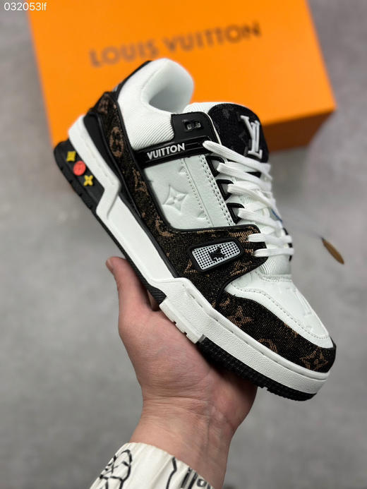 夏季特惠💰370 LV男鞋 性价比版本 路易威登 trainer 板鞋系列 商品图0