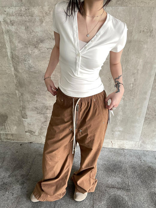 【4月28日 下午14:00 秒杀】怕领口低的宝宝内搭小吊带 Liegee V型亨利衫 来啦 微胖身材的舒适区 节后发货 勿催哈 商品图14