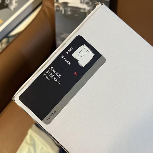 外贸原单正品lulu丨外网168美刀露露柠檬男士运动四角短裤3条装冰丝平角内裤四角礼盒装
颜色：藏青，浅绿、灰色
尺码：L一4XL
贴身衣物开盒无质量问题不退换 商品图7