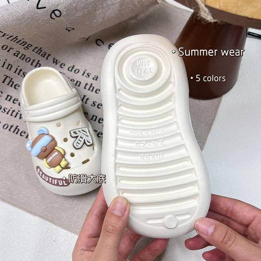 【萌趣卡通设计，时尚必备！】夏季宝宝包头拖鞋 中大童亲子 卡通软底室内外穿 沙滩凉鞋 防滑洞洞鞋-QQ 商品图1