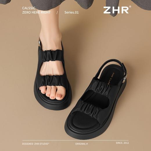ZHR则则褶皱厚底凉鞋女2025夏季新款平底罗马凉鞋露趾沙滩凉鞋女 商品图9