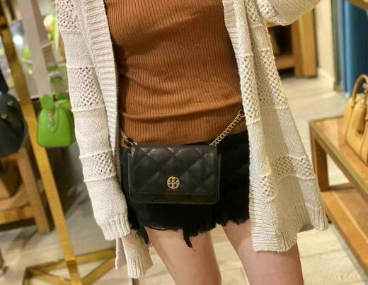 ¥1499🇺🇸✈️TB Willa系列新款小包，可以斜挎可以当作腰包胸包，身材小大容量、放大手机完全没有问题 商品图4