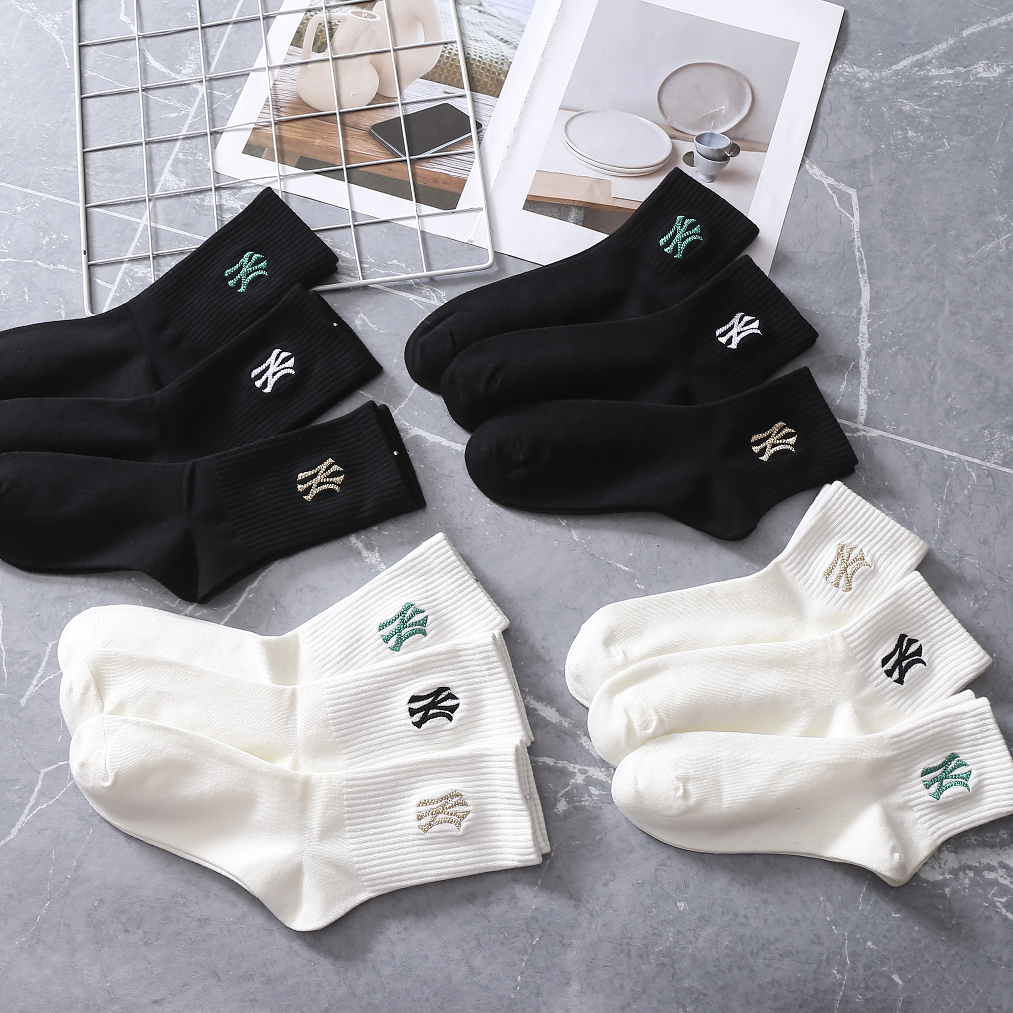 【三双装】MLB纯色袜子 黑白两色 舒适透气 均码【四季可穿】