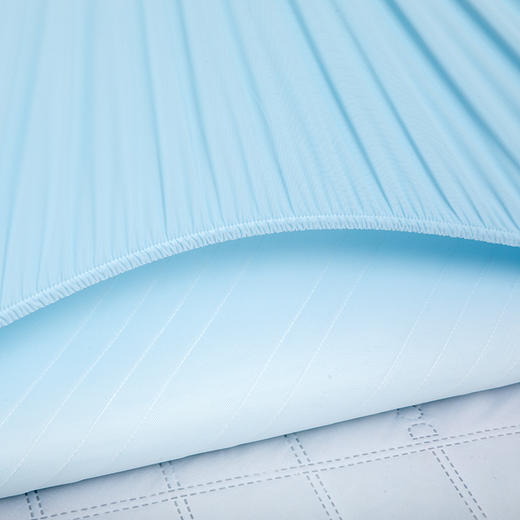 多喜爱 小凉皮冷感笠围席【单件】－灰/蓝【凉感面料】【床笠设计】【可折叠收纳】【可水洗】三明治结构细腻光滑 透气不闷 席子/凉席 商品图8