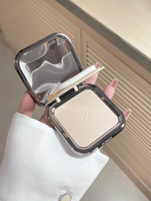 【品牌直发】KIKO粉饼干湿两用，自然哑光雾面粉饼，轻薄，自然，持久，完美的伪素颜底妆 商品图4