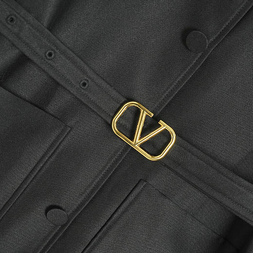 N°28 2025春季新款设计师女装时尚气质收腰连衣裙885231L503 商品图2