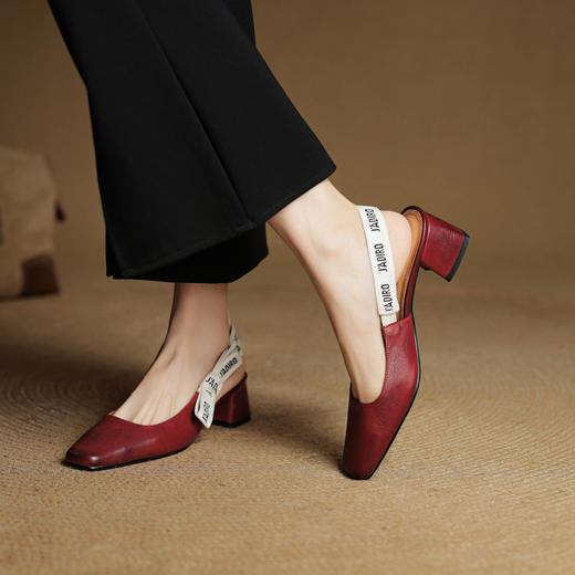 【预售5天】夏季新款百搭粗跟字母凉鞋女包头中跟后空浅口高跟鞋女HB&0033 商品图3