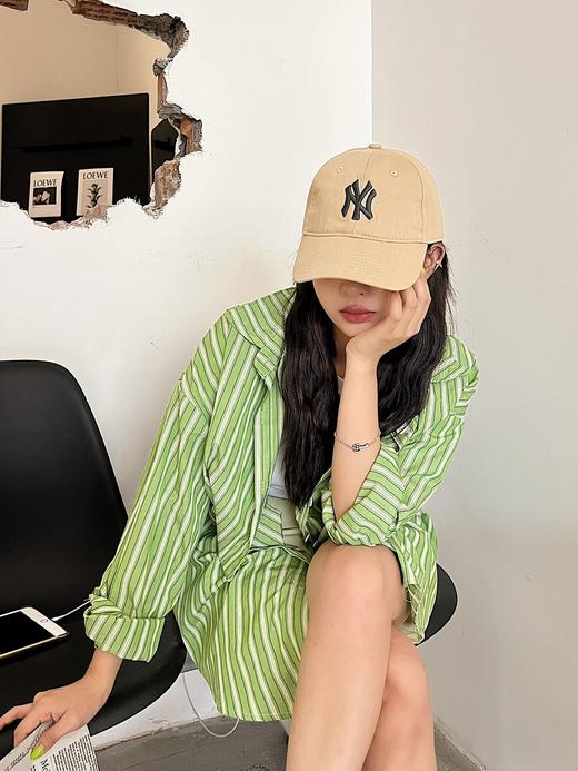 【专属】MLB经典大标棒球帽！颜值神器！巨显脸小#超时尚的软顶大标刺绣棒球帽！男女同款！多色百搭，可咸可甜！  随意穿搭一下出门就是炸街的存在有型有气质！四季可戴！ 商品图2