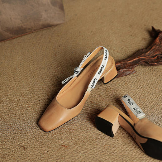 【预售5天】夏季新款百搭粗跟字母凉鞋女包头中跟后空浅口高跟鞋女HB&0033 商品图4