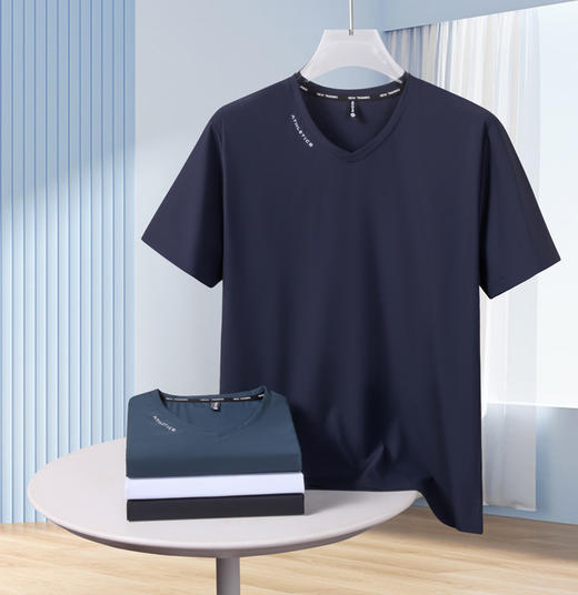 【DK】大依优型大码冰丝V领短袖T恤弹力半袖夏季加肥加大肥佬休闲运动宽松透气弹力男装上衣 商品图2