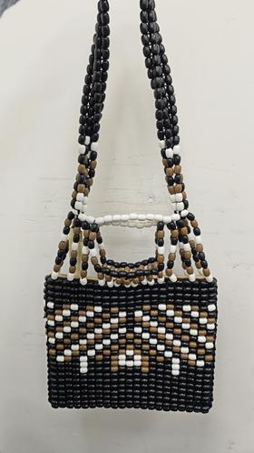 3661601617447    MAJE女式木珍珠手提包