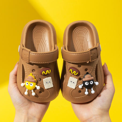 【新款儿童沙滩鞋，卡通设计可爱】儿童夏季沙滩洞洞鞋 男孩防滑宝宝女童凉鞋 家居卡通外穿亲子凉拖鞋-QQ 商品图7