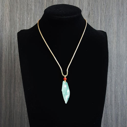 【天然正品】天然细腻冰种随形翡翠配玛瑙单珠吊坠项链030425AH73 现售价：2680 商品图9