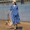 雀说 棉麻印花连衣裙女宽松复古V领五分袖过膝长裙子6078 商品缩略图1