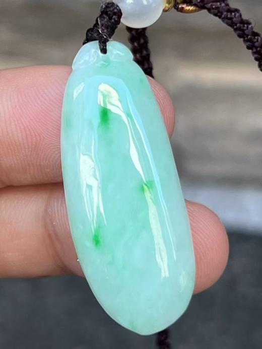 【云意轩翡翠】编号：6650 糯冰绿底翡翠福瓜  天然翡翠 附证书 商品图1