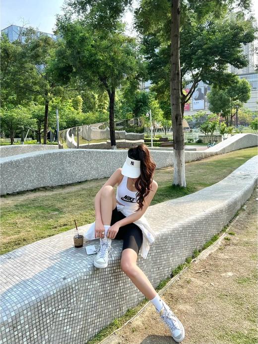 【专属】🔥MLB官方授权！⁭【MLB男女同款空顶遮阳帽】不管搭配什么衣服都好看！简直是日常出街和拍照 🔺发箍式空顶设计，⁤不会破坏发型 🔺不挑头围，⁠佩戴时不勒头 🔺老花款、纯色款随你选择！ 商品图6