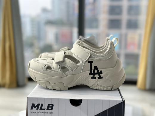 点此购买 MLB夏季男女款增高老爹凉鞋 98 316886 商品图7