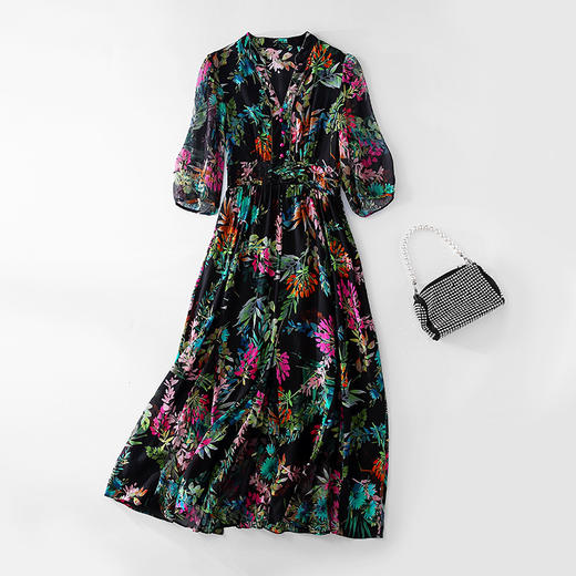 丁摩 法式真丝植物印花串珠连衣裙90415 商品图4