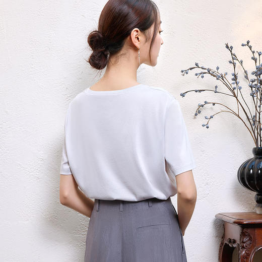 玳莎真丝提花T恤女2025年夏季新款时尚百搭拼接设计圆领短袖上衣  FB32105 商品图2