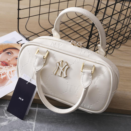 【专属】百搭款#MLB保龄球包，玛卡龙色系真好看！可手提/可斜跨！而且容量也不错～ 商品图12