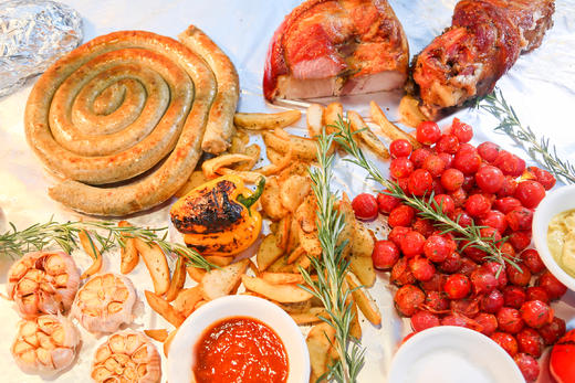 【每日开餐】星光牛排草坪烧烤自助晚餐（开餐时间：周二/四/六在一区草坪，周一/三/五/日在二区草坪） 商品图1