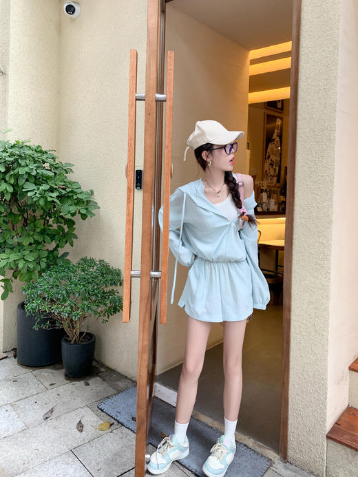 【99元任选2件】微信粉丝秒杀专场 仅此今天 活动结束下架！！薄荷绿短裤 商品图6