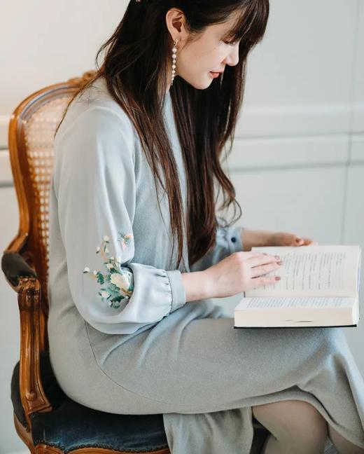 临睡前的灵感|“梦得”akoya珍珠长耳环 商品图9