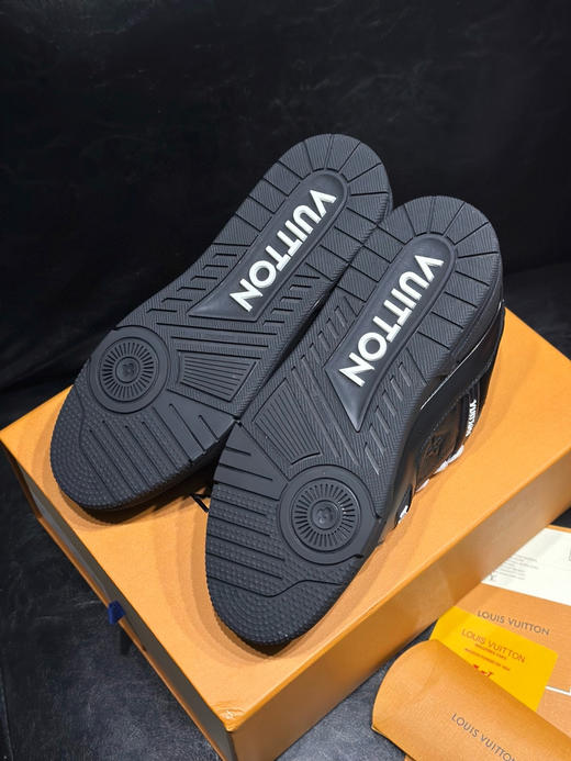 夏季特惠💰600 LV公司级 路易威登 trainer 走秀新款经典走秀新款 商品图5